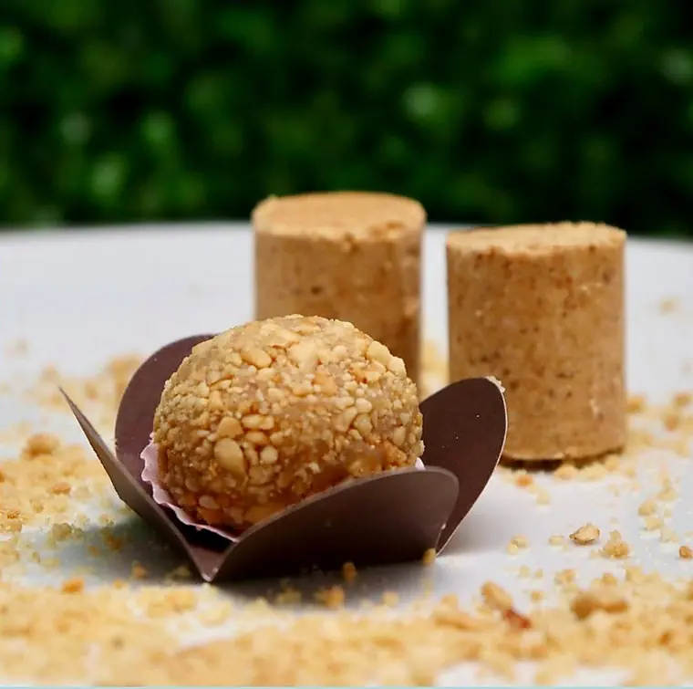 Brigadeiro de paçoca da L.P Brigadeiros
